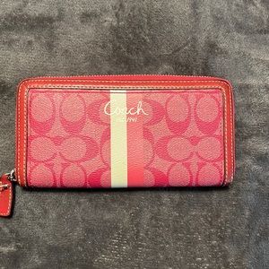 Coach wallet